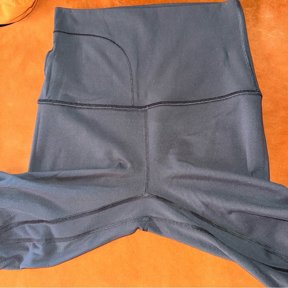 Lululemon Align Super High Rise 10” Biker Shorts | size 4 | Graphite Grey | NEW - Picture 5 of 7